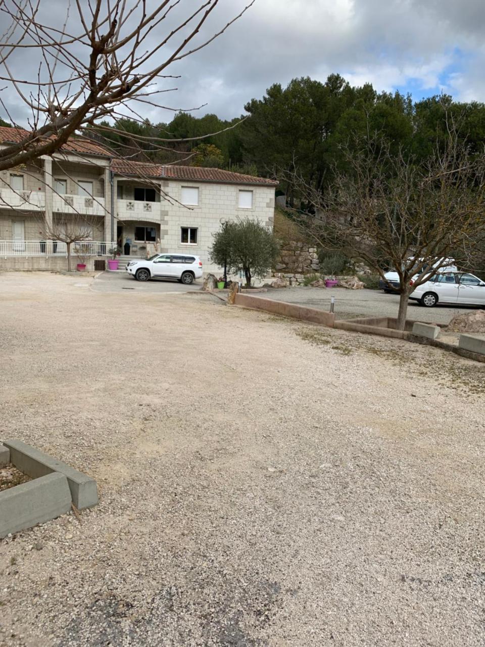 Appart'Hôtel Les Rochers Auriol Exterior foto